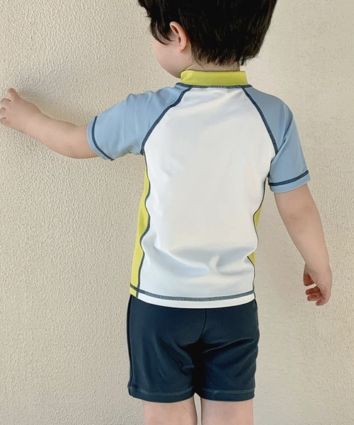 TeddyShop（テディショップ）の「キッズ水着 半袖マルチ配色ラッシュガードトップス+ショートパンツ+キャップ 上下3点セット（水着・キッズ・ブルーグリーン/イエロー系その他・110cm/120cm/150cm/140cm/130cm）」の13枚目の写真