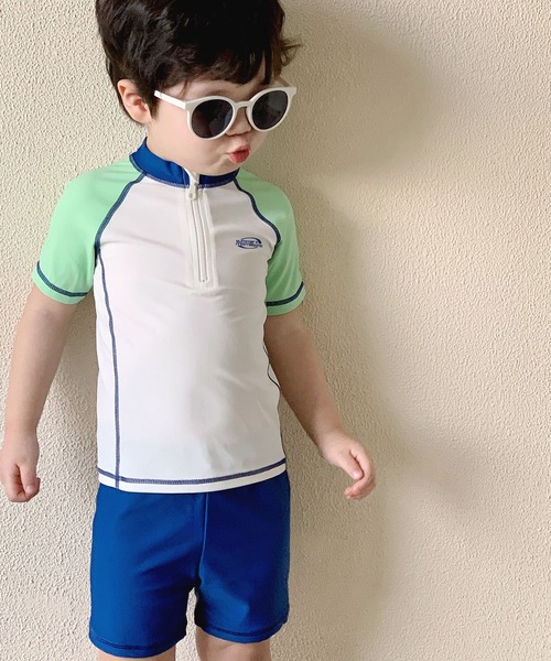 TeddyShop（テディショップ）の「キッズ水着 半袖マルチ配色ラッシュガードトップス+ショートパンツ+キャップ 上下3点セット（水着・キッズ・ブルーグリーン/イエロー系その他・110cm/120cm/150cm/140cm/130cm）」の3枚目の写真