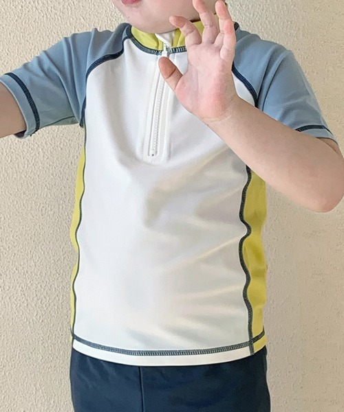 TeddyShop（テディショップ）の「キッズ水着 半袖マルチ配色ラッシュガードトップス+ショートパンツ+キャップ 上下3点セット（水着・キッズ・ブルーグリーン/イエロー系その他・110cm/120cm/150cm/140cm/130cm）」の15枚目の写真