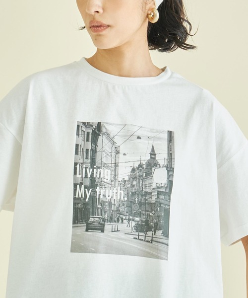 Settimissimo(セッティミッシモ)の「フォトプリント オーバーサイズ Tシャツ(Tシャツ/カットソー・レディース・スミクロ/オフホワイト・FREE)」の22枚目の写真