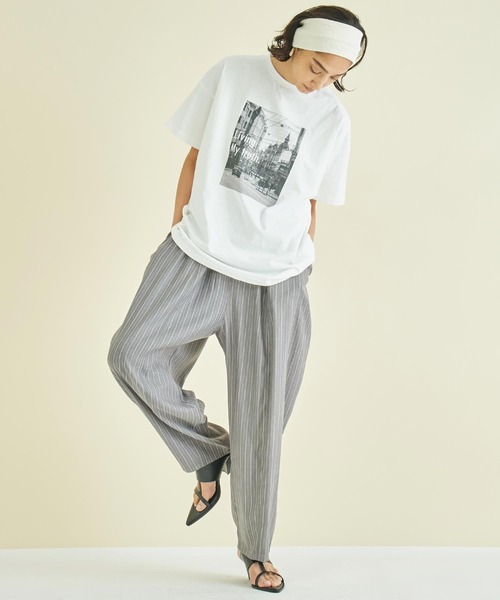 Settimissimo(セッティミッシモ)の「フォトプリント オーバーサイズ Tシャツ(Tシャツ/カットソー・レディース・スミクロ/オフホワイト・FREE)」の3枚目の写真