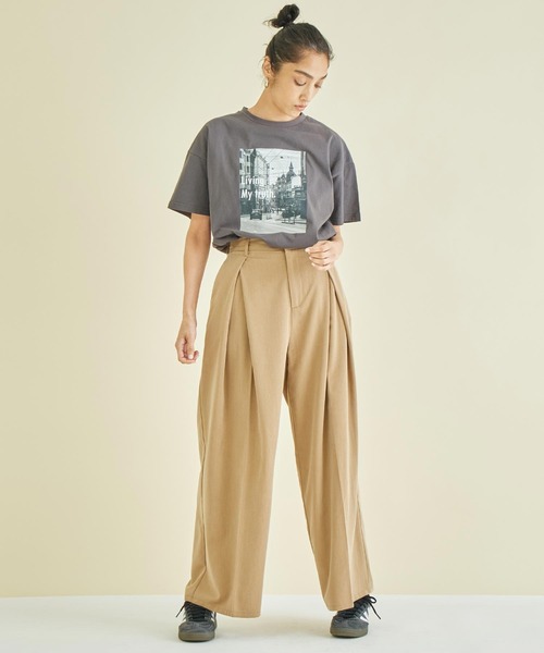 Settimissimo(セッティミッシモ)の「フォトプリント オーバーサイズ Tシャツ(Tシャツ/カットソー・レディース・スミクロ/オフホワイト・FREE)」の13枚目の写真