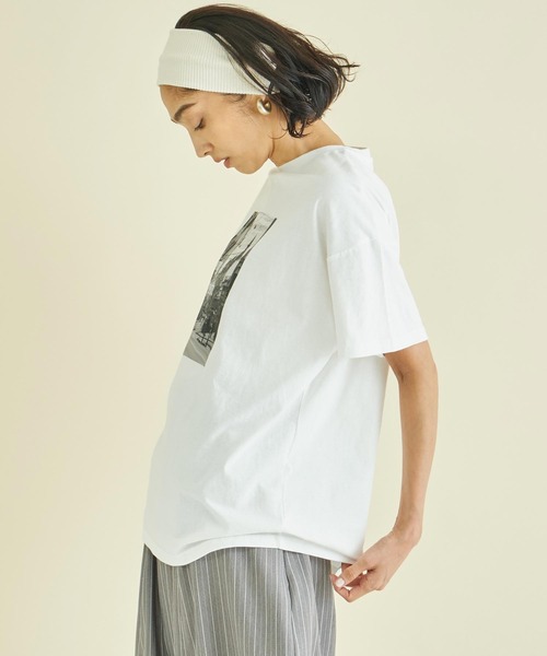 Settimissimo(セッティミッシモ)の「フォトプリント オーバーサイズ Tシャツ(Tシャツ/カットソー・レディース・スミクロ/オフホワイト・FREE)」の10枚目の写真