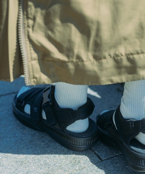 FILA(フィラ)の「FILA FLOAT SD(フィラ フロート SD)(サンダル・レディース・ブラック・25cm/24cm/23cm)」の12枚目の写真