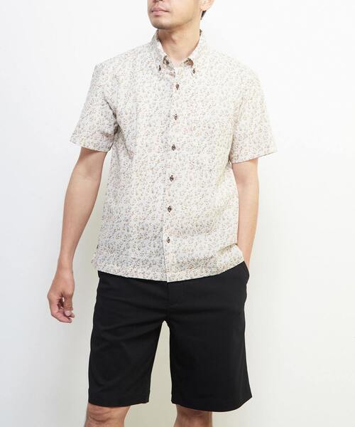 MEN'S MELROSE(メンズメルローズ)の「《限定展開》オキナワシャツ | ワッフルサッカー(シャツ/ブラウス・メンズ・ホワイト/ブラック/ネイビー/ホワイト系その他/ブルー系その他/グレイッシュベージュ・5/7/6/3/4)」の4枚目の写真