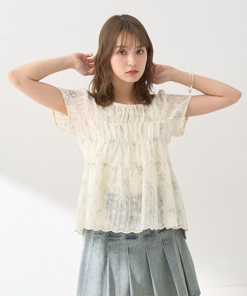 BARNEYS NEW YORK - BORDERS at BALCONY フラワー刺繍 ブラウス シャツ AMBIDEX Store ○カントリー刺繍 スタンドフリルブラウス(F シロ