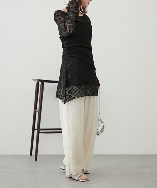 WILLOW(ウィロー)の「【willow】レイヤードレースホルターネックチュニック(アンサンブル・レディース・ホワイト/ブラック・ONE SIZE)」の21枚目の写真