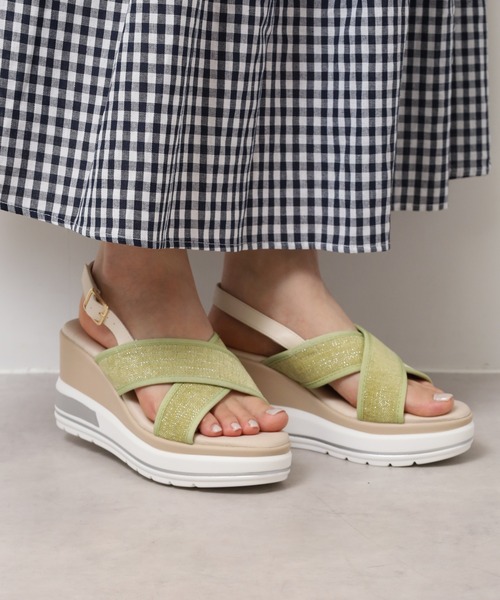 kitson（キットソン）の「kitson キラキラ クロスベルトバックストラップ 厚底サンダル（サンダル・レディース・ベージュ/ブラック/ライム・S/M/L/LL）」の7枚目の写真