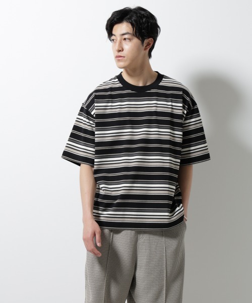 NANO universe(ナノユニバース)の「マルチボーダーリラックスTシャツ 半袖(Tシャツ/カットソー・メンズ・ホワイト/ブラック/レッド系その他4・S/M/L)」の14枚目の写真