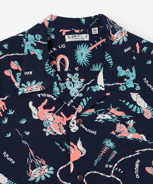 SUN SURF(サンサーフ)の「SUN SURF | 半袖ハワイアンシャツ “PANIOLA TOWN” MEN(シャツ/ブラウス・メンズ・ネイビー・XL/XXL/L)」の4枚目の写真