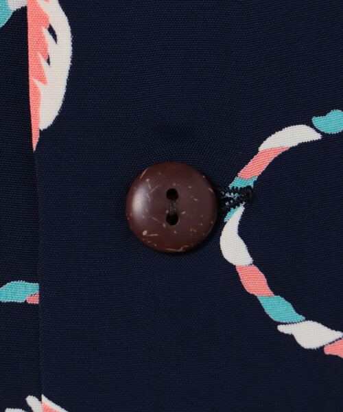 SUN SURF(サンサーフ)の「SUN SURF | 半袖ハワイアンシャツ “PANIOLA TOWN” MEN(シャツ/ブラウス・メンズ・ネイビー・XL/XXL/L)」の8枚目の写真
