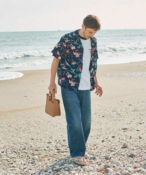 SUN SURF(サンサーフ)の「SUN SURF | 半袖ハワイアンシャツ “PANIOLA TOWN” MEN(シャツ/ブラウス・メンズ・ネイビー・XL/XXL/L)」の1枚目の写真