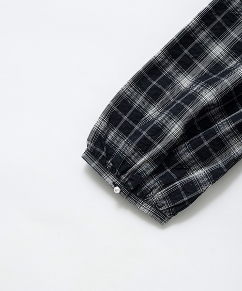 NIMES（ニーム）の「パールボタンサマーブラウス（シャツ/ブラウス・レディース・ブラック/ブルー/ホワイト/ブラウン/ネイビー・FREE）」の12枚目の写真