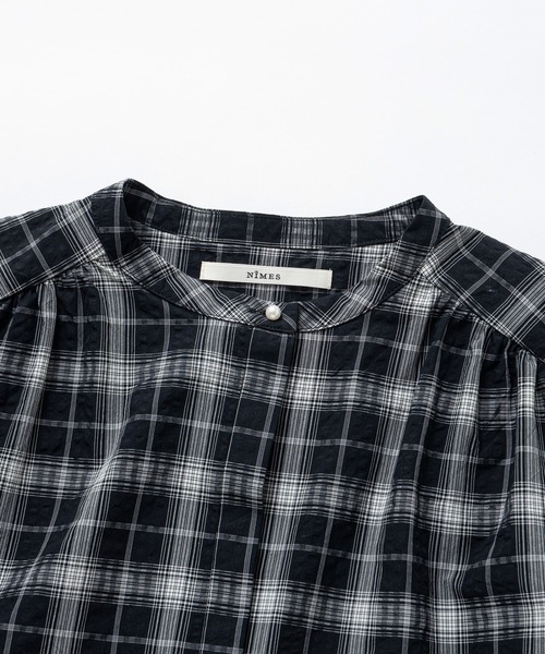 NIMES（ニーム）の「パールボタンサマーブラウス（シャツ/ブラウス・レディース・ブラック/ブルー/ホワイト/ブラウン/ネイビー・FREE）」の10枚目の写真