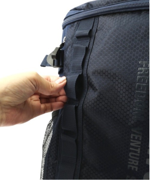 CAPTAIN STAG(キャプテンスタッグ)の「CAPTAINSTAG リュック21L 1246(バックパック/リュック・レディース・ワインレッド/ブラック/ネイビー・FREE)」の14枚目の写真