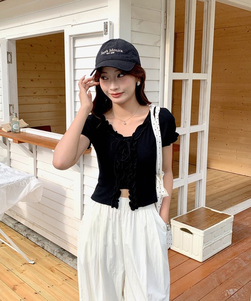 Girly Doll(ガーリードール)の「フリルレースアップカットソー(Tシャツ/カットソー・レディース・ホワイト/ブラック・FREE)」の7枚目の写真