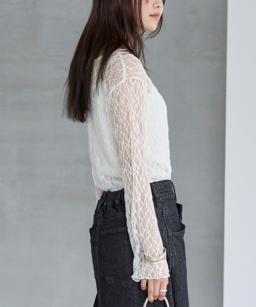 LAVEANGE(ラビアンジェ)の「レースフレアスリーブプルオーバー(Tシャツ/カットソー・レディース・オフホワイト/ブラック・M/5L/4L/3L/LL)」の6枚目の写真