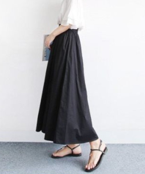 maison de LATIR（メゾンドラティール）の「ふんわり揺れて、涼しく映える夏服。大人ナチュラルなAラインイージーケアロングスカート。（スカート・レディース・ブラック/ベージュ・FREE）」の5枚目の写真