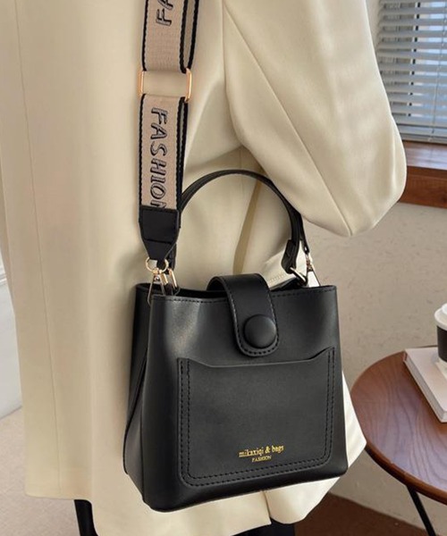 Lace Ladies(レースレディース)の「ロゴ ショルダー付き 配色 スクエア ハンドバッグ(ハンドバッグ・レディース・ブラック/ベージュ/ブラウン・FREE)」の1枚目の写真
