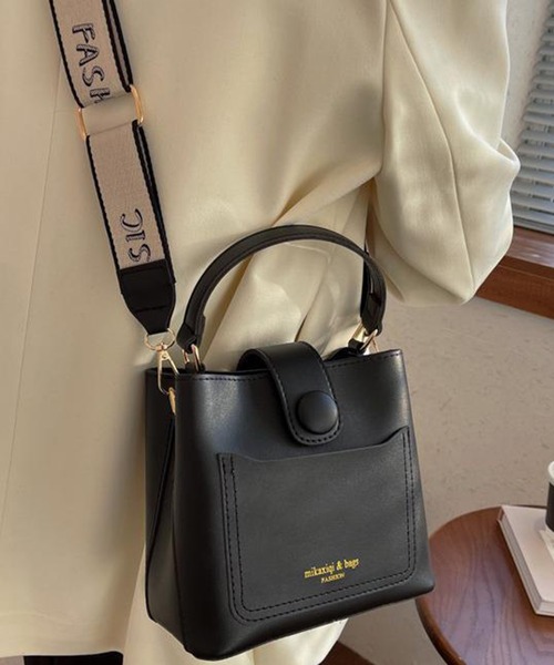 Lace Ladies(レースレディース)の「ロゴ ショルダー付き 配色 スクエア ハンドバッグ(ハンドバッグ・レディース・ブラック/ベージュ/ブラウン・FREE)」の22枚目の写真