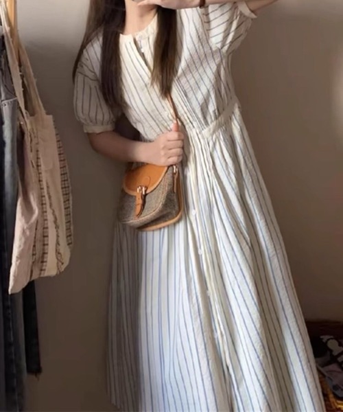 SPIGA（スピーガ）の「ﾉｰｶﾗｰﾊﾟﾌｽﾘｰﾌﾞｽﾄﾗｲﾌﾟｼｬﾂﾜﾝﾋﾟｰｽ（ワンピース・レディース・ホワイト・X-LARGE/LARGE/MEDIUM/SMALL）」の2枚目の写真