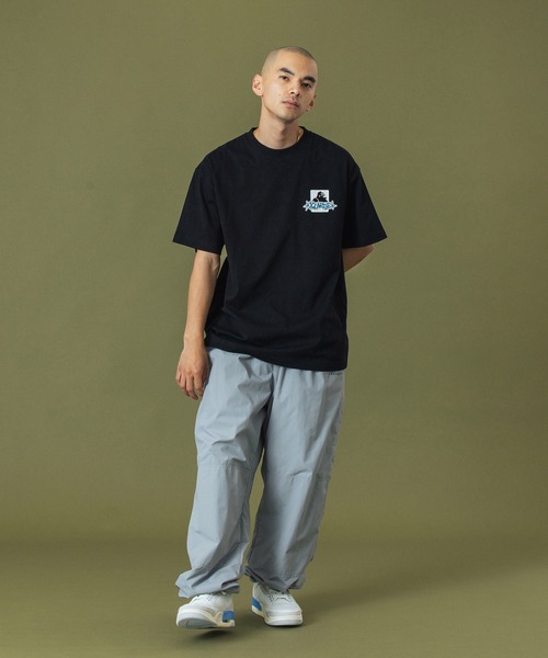 XLARGE(エクストララージ)の「【WEB限定】GRAFFITI OG S/S TEE(Tシャツ/カットソー・メンズ・ホワイト/ブラウン/ブラック・S/M/L/XL)」の4枚目の写真