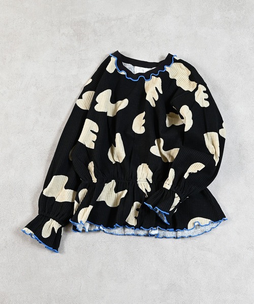 MARKEY'S(マーキーズ)の「総柄ワッフルペプラムカットソー(Tシャツ/カットソー・キッズ・杢グレー/レッド系その他/ブラウン系その他/ブラック系その他・150/140/130/120/110/100/90/80)」の2枚目の写真