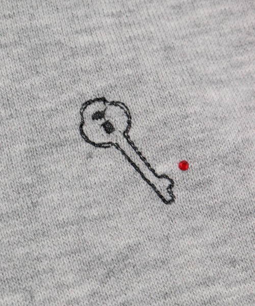 STUDIO PICONE(スタジオピッコーネ)の「ウール混モチーフ刺繍ニット(ニット/セーター・レディース・ブラック/パープル/ライトグレー・L/M)」の22枚目の写真