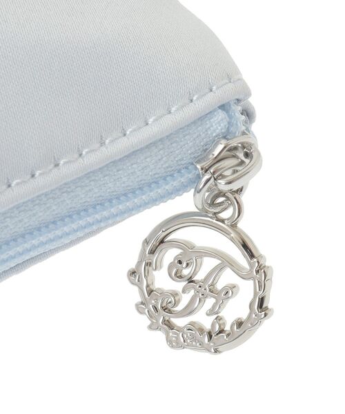 Maison de FLEUR(メゾンドフルール)の「サテンリボンティッシュケース(ポーチ・レディース・ライトブルー/ライトピンク/ブラック/ピンク・FREE)」の14枚目の写真