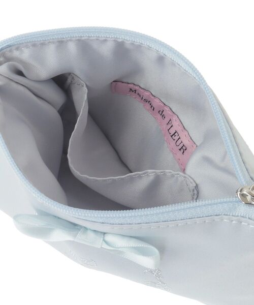 Maison de FLEUR(メゾンドフルール)の「サテンリボンティッシュケース(ポーチ・レディース・ライトブルー/ライトピンク/ブラック/ピンク・FREE)」の15枚目の写真