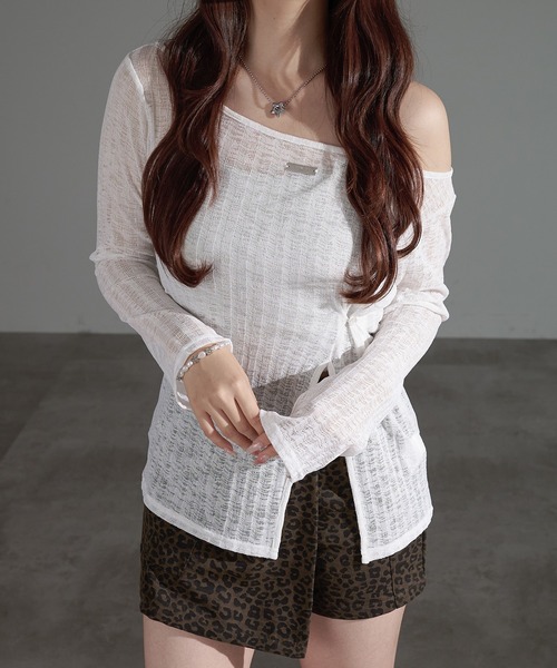 スリット入りワンショルトップス【ZOZOTOWN限定アイテム】（Tシャツ