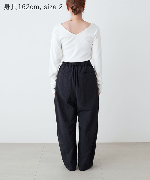 N.O.R.C(ノーク)の「撥水バレルレッグパンツ【NYLON WATER PROOF】(その他パンツ・レディース・チョコ/ブラック・S/M)」の18枚目の写真