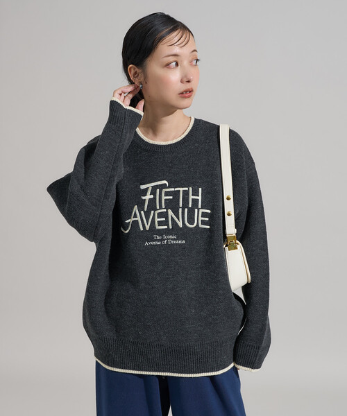 FREAK'S STORE(フリークスストア)の「配色ロゴ刺繍ニット 限定展開(ニット/セーター・レディース・ブラウン/グレー/オフホワイト/ピンク/チャコール・フリ-)」の10枚目の写真
