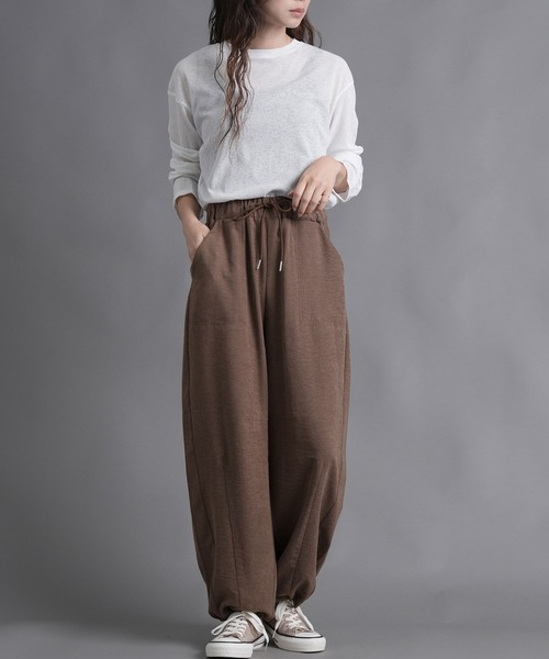 laurea(ラウレア)の「ピーチワッシャーベイカーバレルレッグパンツ(カーゴパンツ・レディース・ダークグレー/ベージュ/ブラウン/ブラック・M)」の3枚目の写真