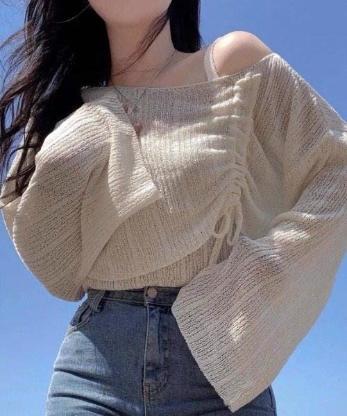 ampm（エーエムピーエム）の「ドロストデザイン オフショル風ライトニットトップス／ベルスリーブ ゆるシルエット レイヤード（ニット/セーター・レディース・グリーン/ホワイト/ブルー/ブラック・FREE）」の21枚目の写真