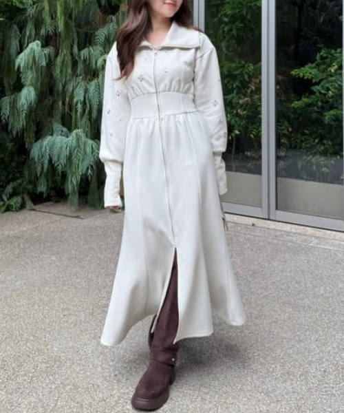 フラワーモチーフスウェットワンピース 秋服 冬服（ワンピース