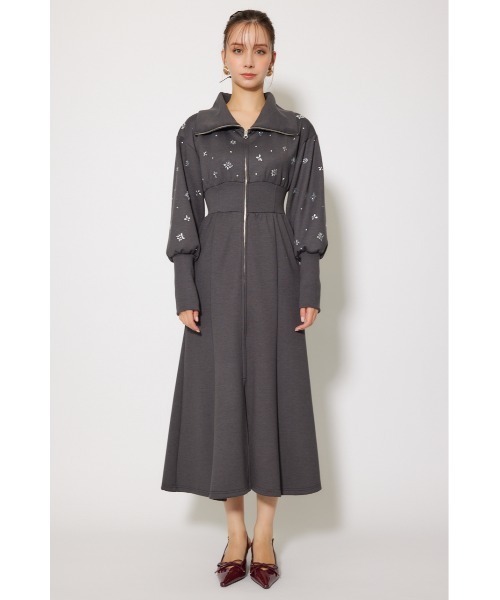 rienda(リエンダ)の「フラワーモチーフスウェットワンピース 秋服 冬服(ワンピース・レディース・ライトブラック/アイボリー/ライトブルー・SMALL/MEDIUM)」の9枚目の写真