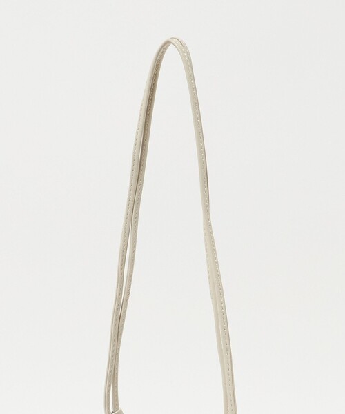 NOTHING WRITTEN（ナッシングリトゥン）の「＜NOTHING WRITTEN＞ NELLA StrapMini（ショルダーバッグ・レディース・オフホワイト/ダークブラウン/ブラック・FREE）」の8枚目の写真