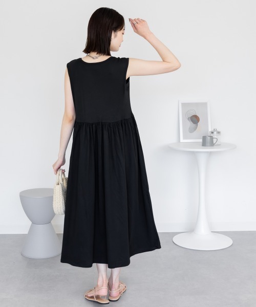 aity（アイティ）の「ノースリーブカットワンピース ロング丈 マキシ丈 フライス綿  インナー 夏服（ワンピース・レディース・オフホワイト/ブラック・M/L/LL/3L/4L）」の13枚目の写真