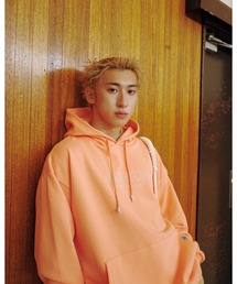 ＆RSON（アンダーソン）の「STANDARD LOGO HOODIE（パーカー）」