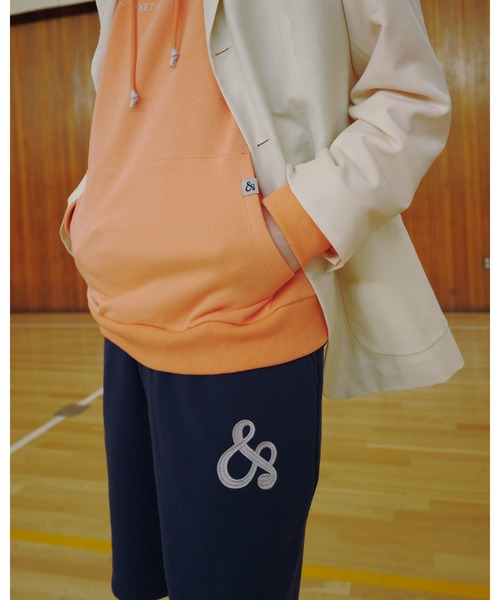 STANDARD LOGO HOODIE