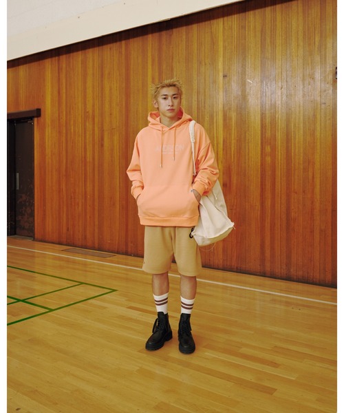 STANDARD LOGO HOODIE