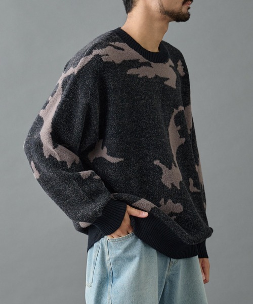 COLONY 2139（コロニートゥーワンスリーナイン）の「マップエンボスジャガードニット（ニット/セーター・メンズ・グレー/ブラック/ネイビー・MEDIUM/LARGE）」の7枚目の写真
