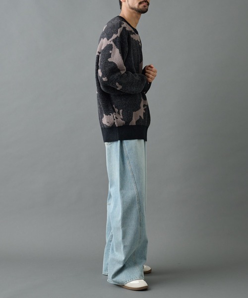 COLONY 2139（コロニートゥーワンスリーナイン）の「マップエンボスジャガードニット（ニット/セーター・メンズ・グレー/ブラック/ネイビー・MEDIUM/LARGE）」の19枚目の写真