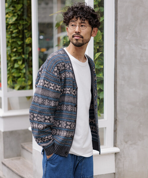 FREAK'S STORE（フリークスストア）の「FREAK’S STORE/フリークスストア 総柄 フェアアイル モール糸 ニットカーディガン（カーディガン/ボレロ・メンズ・チャコールグレー/ブラウン/ワインレッド/ベージュ・LARGE/MEDIUM）」の9枚目の写真