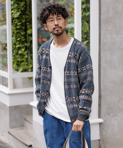 FREAK'S STORE（フリークスストア）の「FREAK’S STORE/フリークスストア 総柄 フェアアイル モール糸 ニットカーディガン（カーディガン/ボレロ・メンズ・チャコールグレー/ブラウン/ワインレッド/ベージュ・LARGE/MEDIUM）」の10枚目の写真