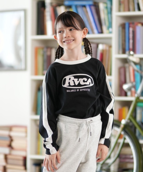 RVCA(ルーカ)の「RVCA/ルーカ CLASSIC BABY FIT LS TEE キッズ 長袖Tシャツ BF046-080(Tシャツ/カットソー・キッズ・ホワイト/ブラック・130cm/140cm/150cm)」の2枚目の写真