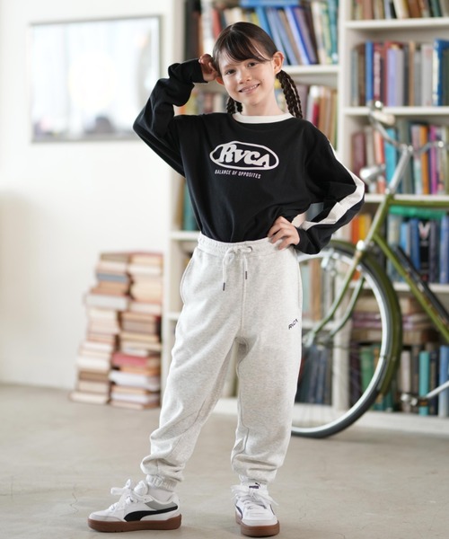 RVCA(ルーカ)の「RVCA/ルーカ CLASSIC BABY FIT LS TEE キッズ 長袖Tシャツ BF046-080(Tシャツ/カットソー・キッズ・ホワイト/ブラック・130cm/140cm/150cm)」の13枚目の写真