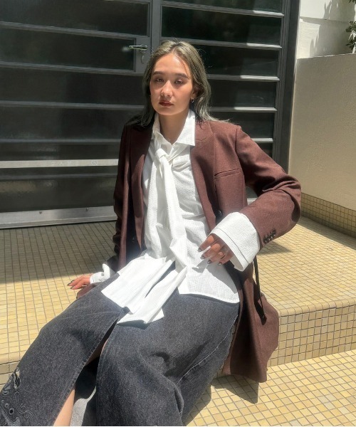 Ameri（アメリ）の「UND UNEVENNESS TIE BLOUSE（シャツ/ブラウス