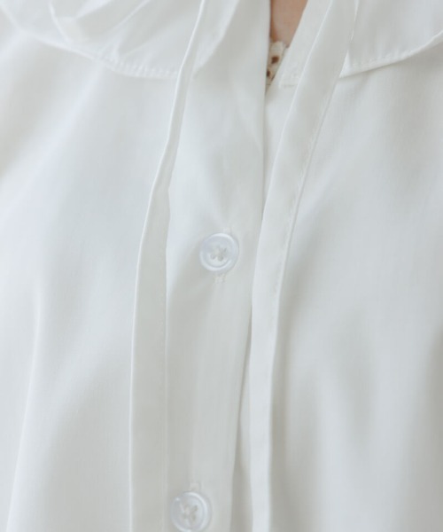 flower（フラワー）の「クラシックフリルブラウス（シャツ/ブラウス・レディース・ホワイト/ブラウン・FREE）」の8枚目の写真